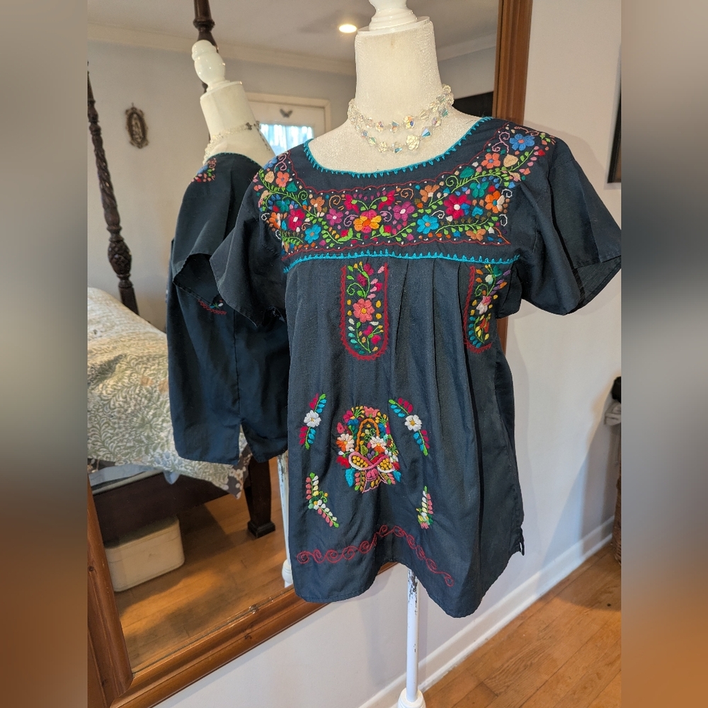 AUTHENTIC Mexican Embroidered Blouse - Handcrafted